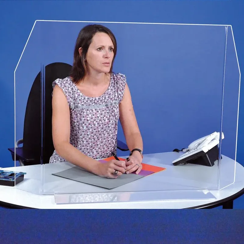 Protections plexiglas : sécurité et design en milieu professionnel