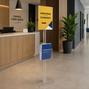 Affichage sur pied et distributeur